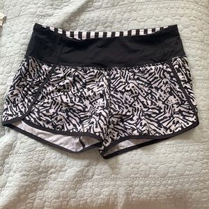 Black and white Lululemon shorts